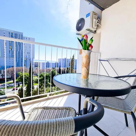 Spacious Aria *